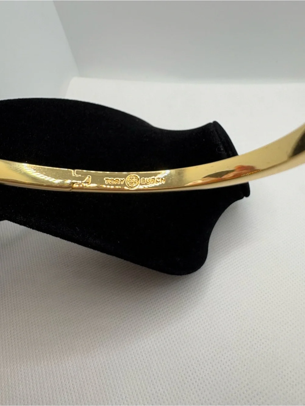 Tory Burch Gold-Tone Turquoise Enamel Slim Bangle